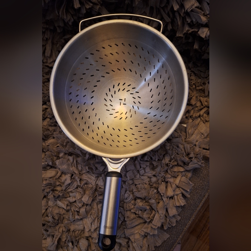 Vintage Premium Silver Colander with Handle